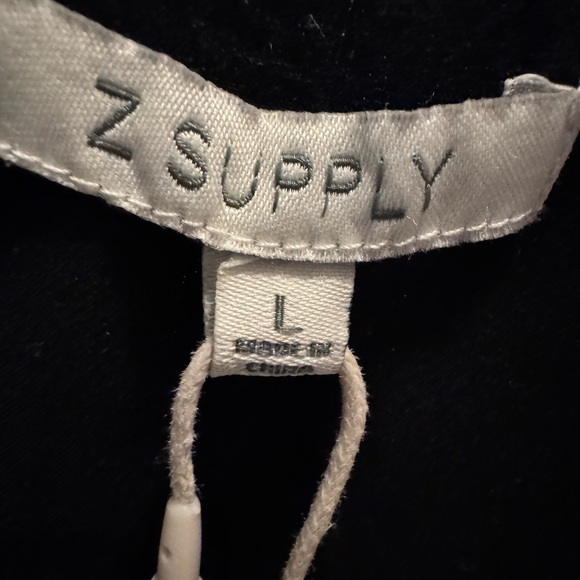 Z Supply Black Button-Front V-Neck Linen Vest - Picture 7 of 7